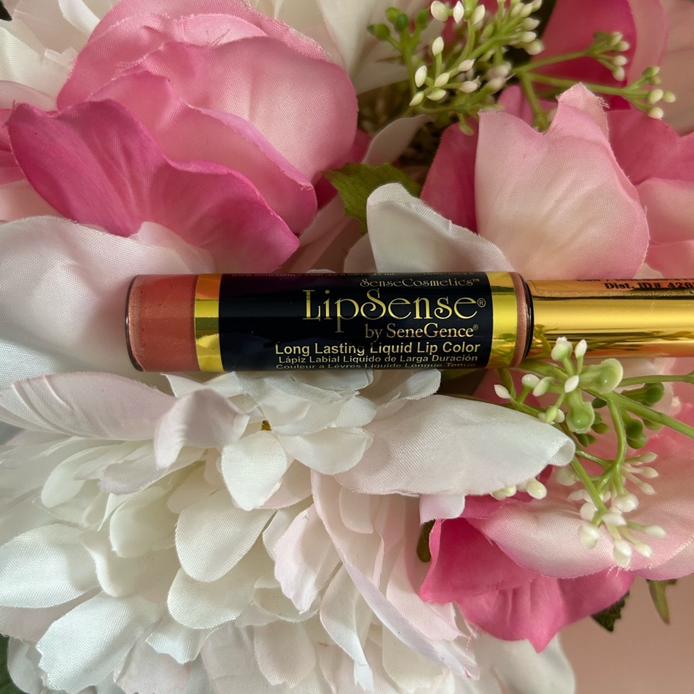 Lipsense Luv It color